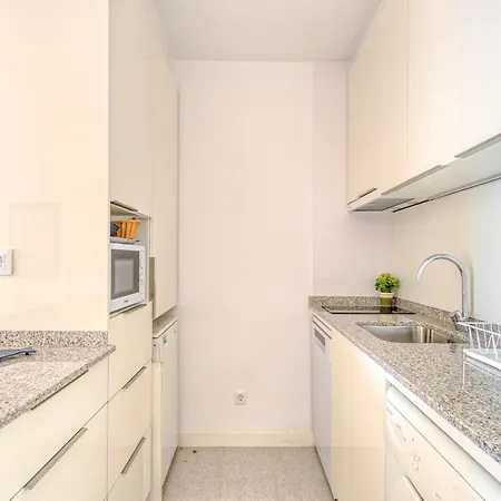 Townhouse In Near Platja De Canyelles * 로지즈