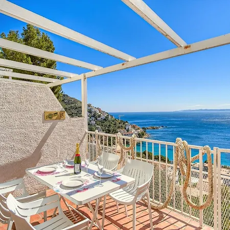 Townhouse In Near Platja De Canyelles 아파트