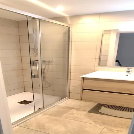 아파트 Townhouse In Near Platja De Canyelles *