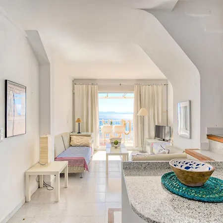 Townhouse In Near Platja De Canyelles * 로지즈